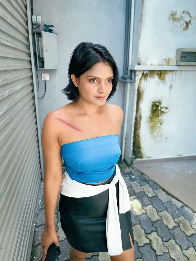 Jill Valentine photo 2