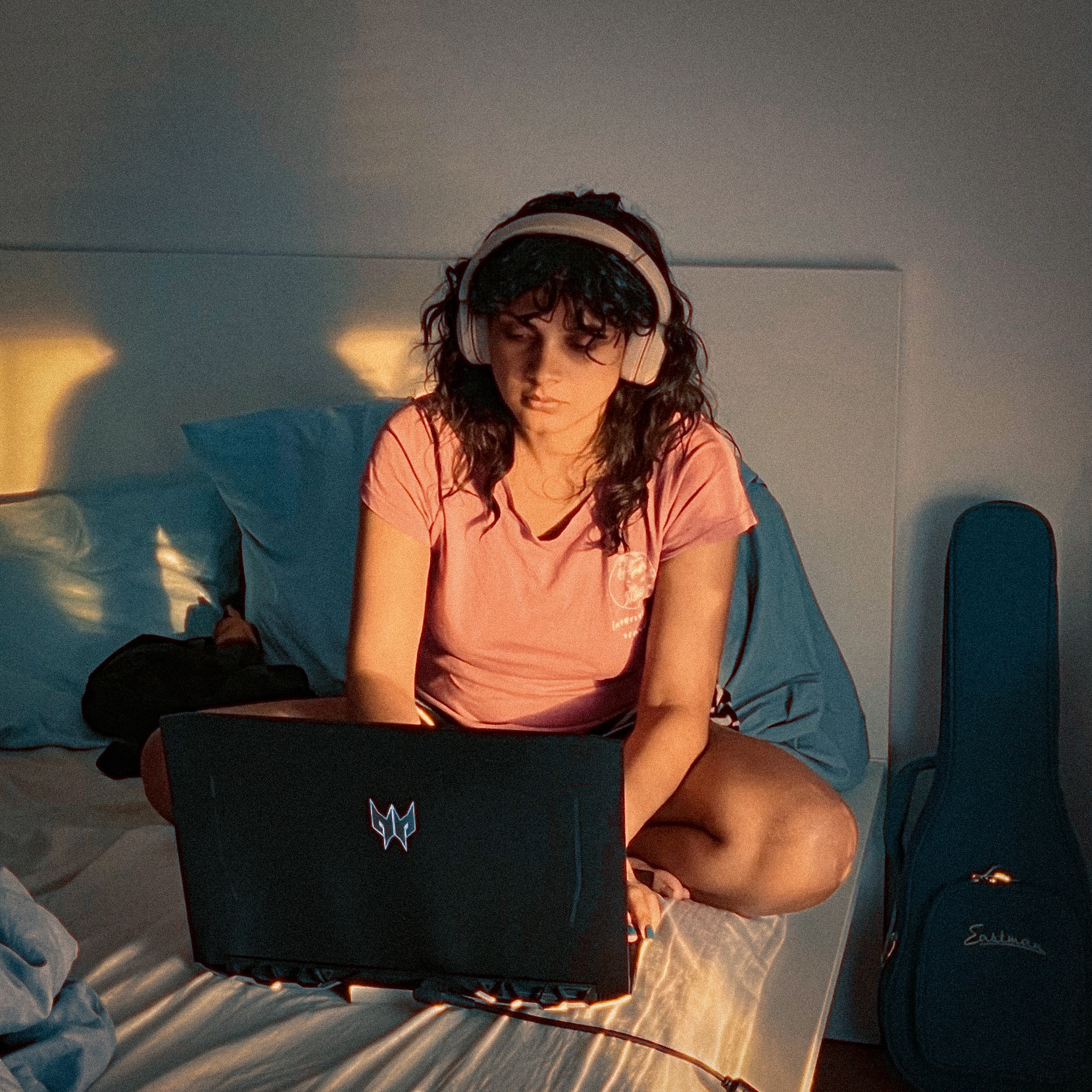 Just a girl, her laptop, and a sunset aggressively trying to cure her writer's block.